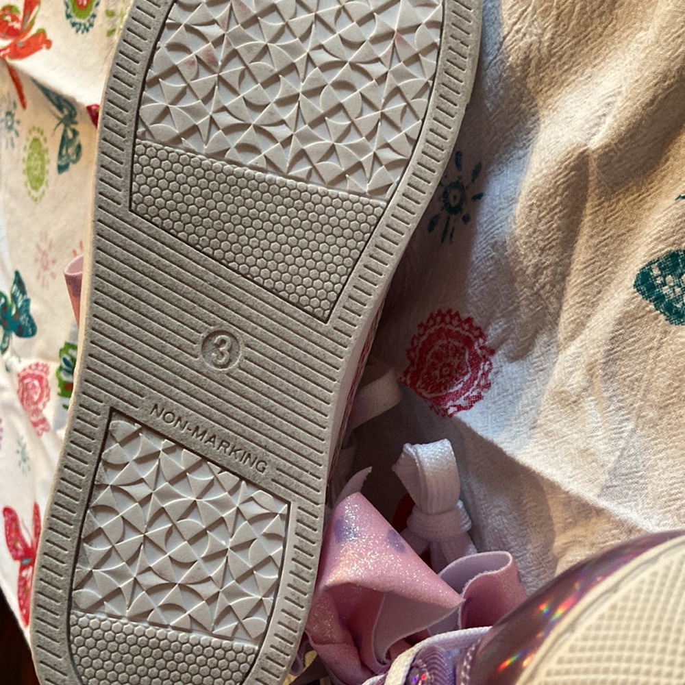 NWT - JoJo Siwa High Top Sneakers (Size 3) - Picture 4 of 5